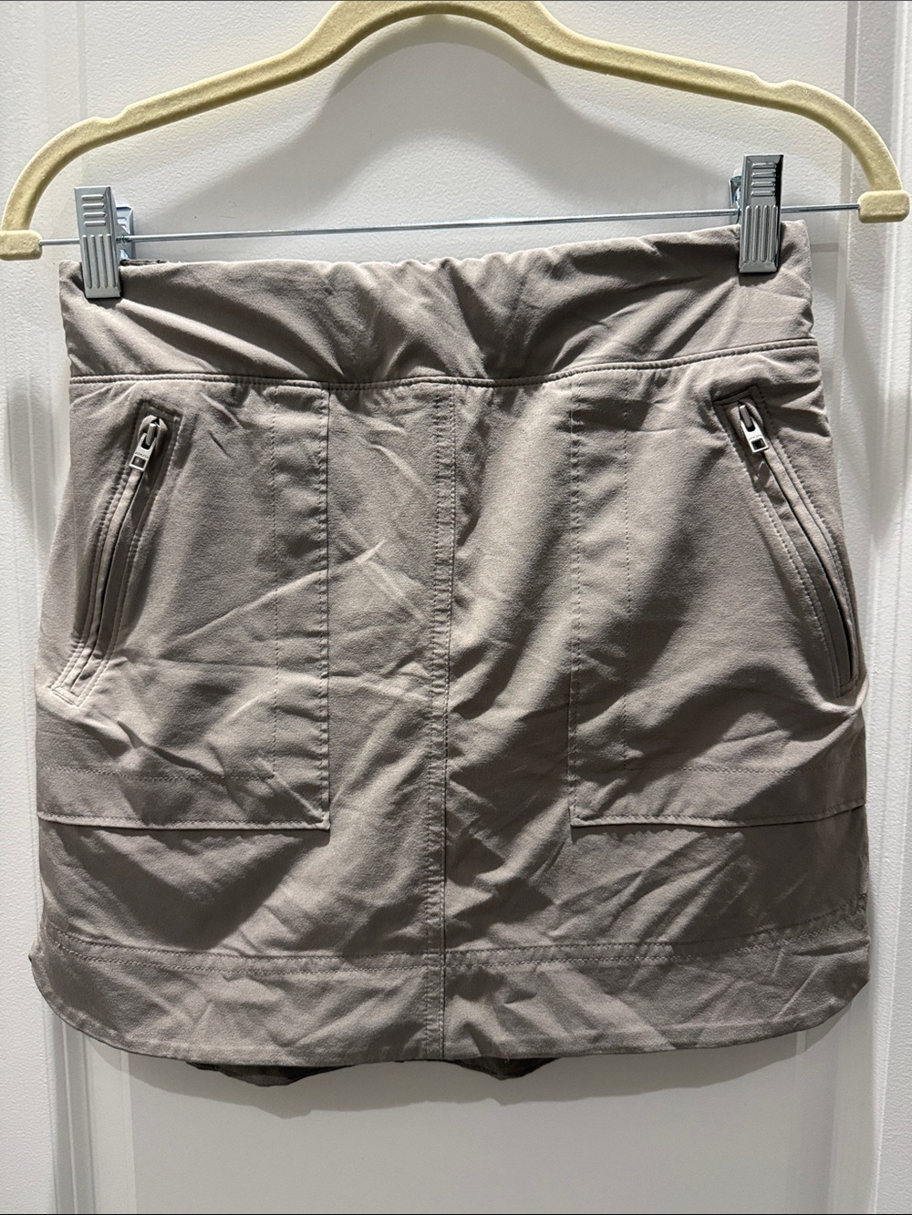 Athleta Taupe Skort with Zip Front Pockets